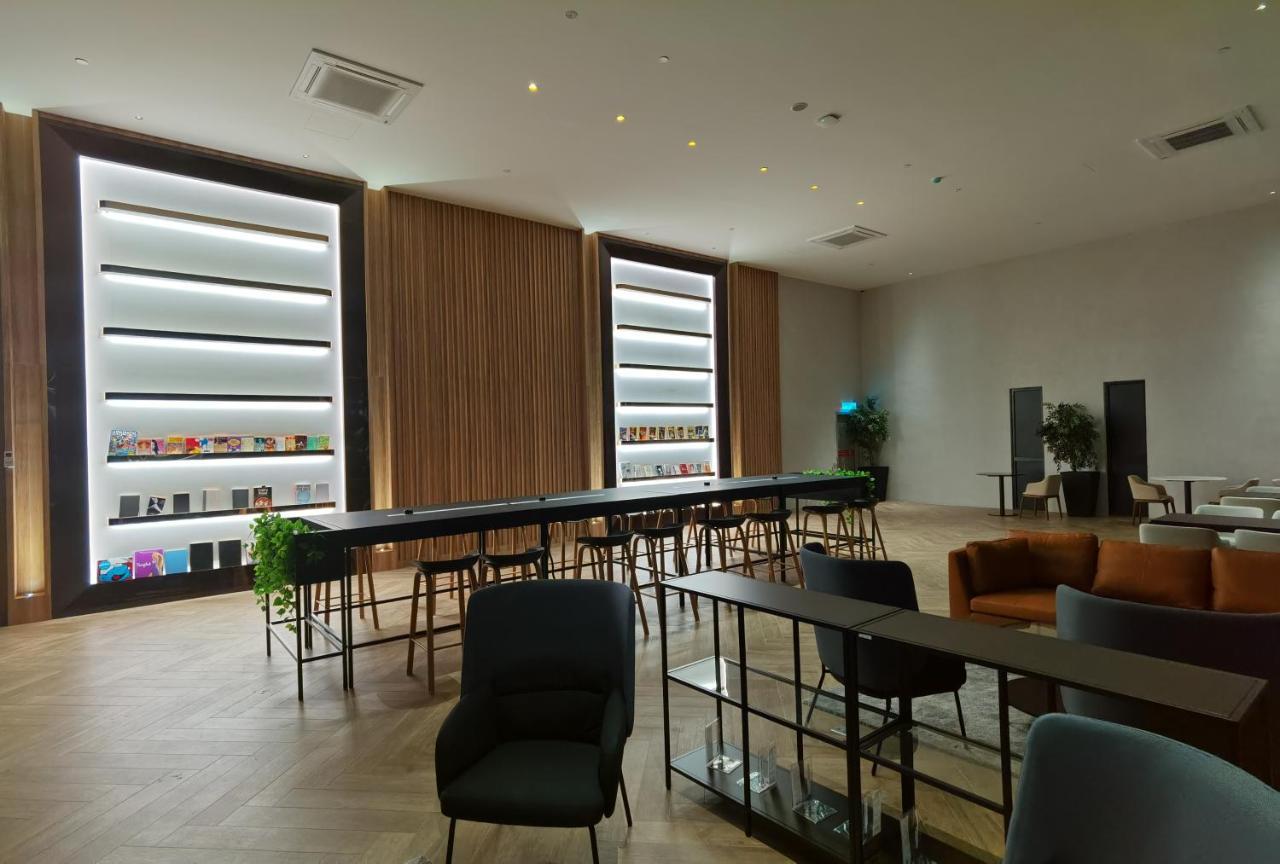 Beacon Exec Suites# Msg Chair#Disney Hotstar Джорджтаун Екстер'єр фото
