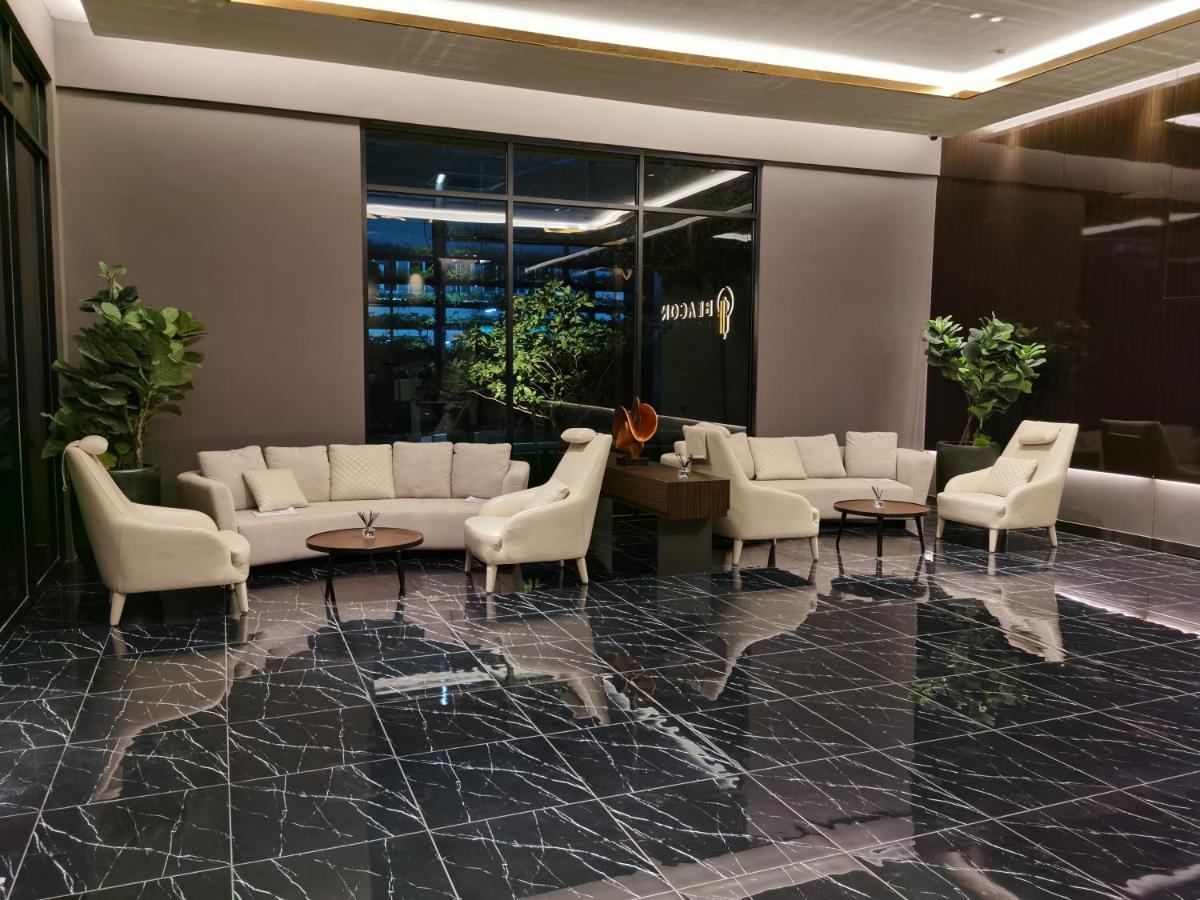 Beacon Exec Suites# Msg Chair#Disney Hotstar Джорджтаун Екстер'єр фото