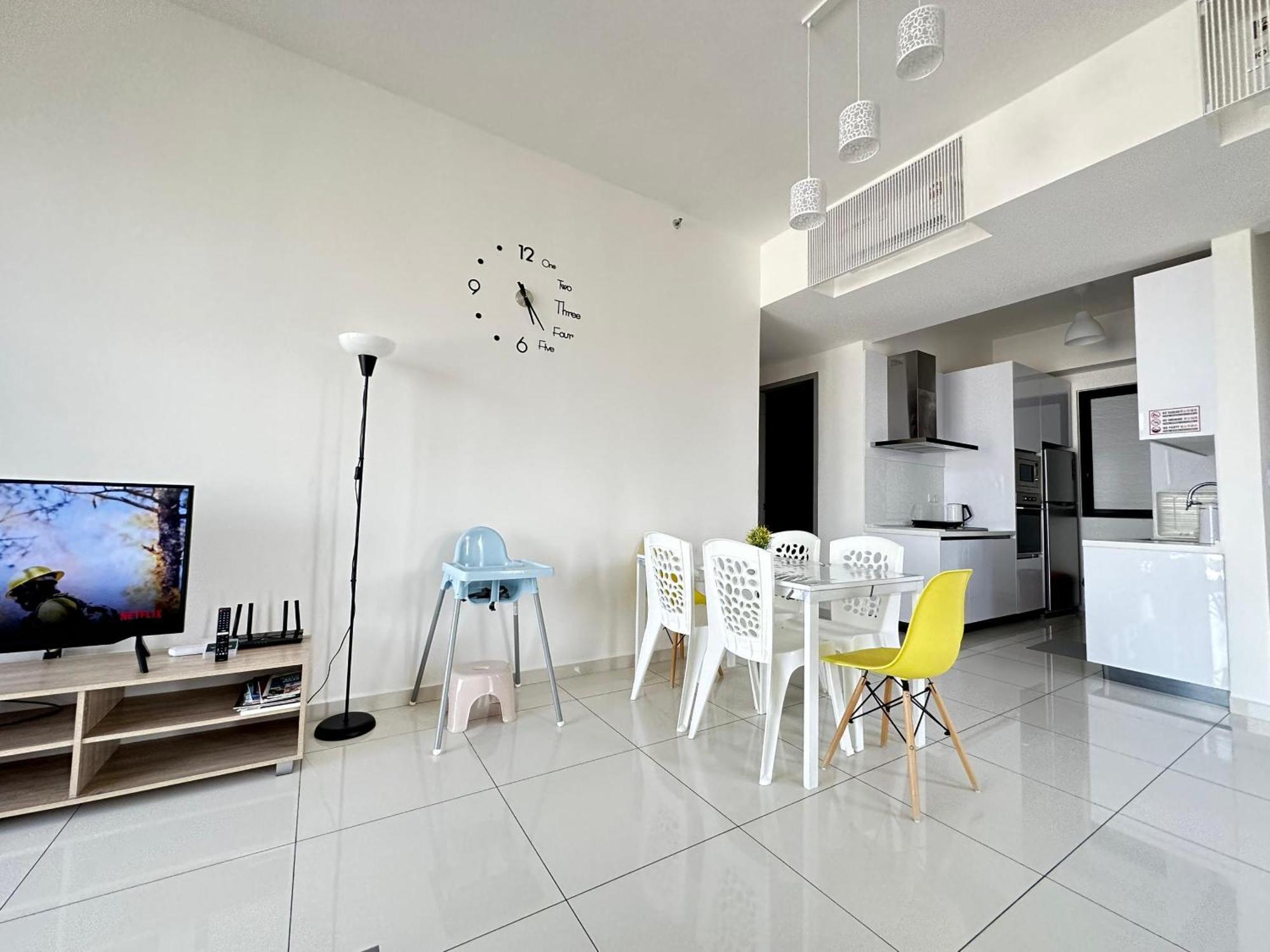 Beacon Exec Suites# Msg Chair#Disney Hotstar Джорджтаун Екстер'єр фото